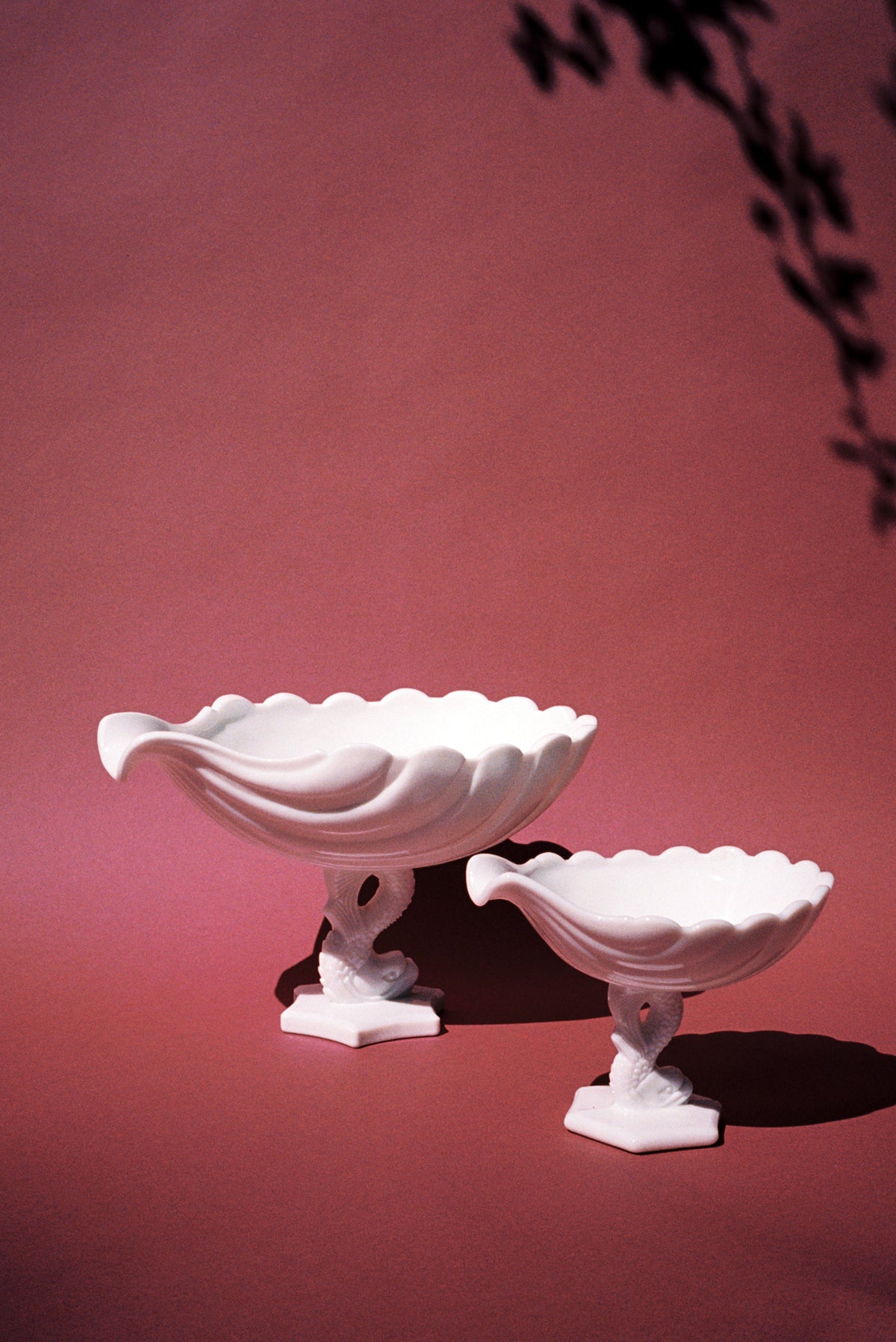White Footed Shell Basins